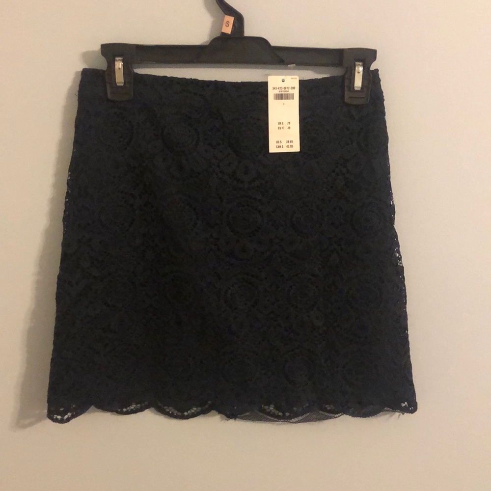 Navy hollister skirt